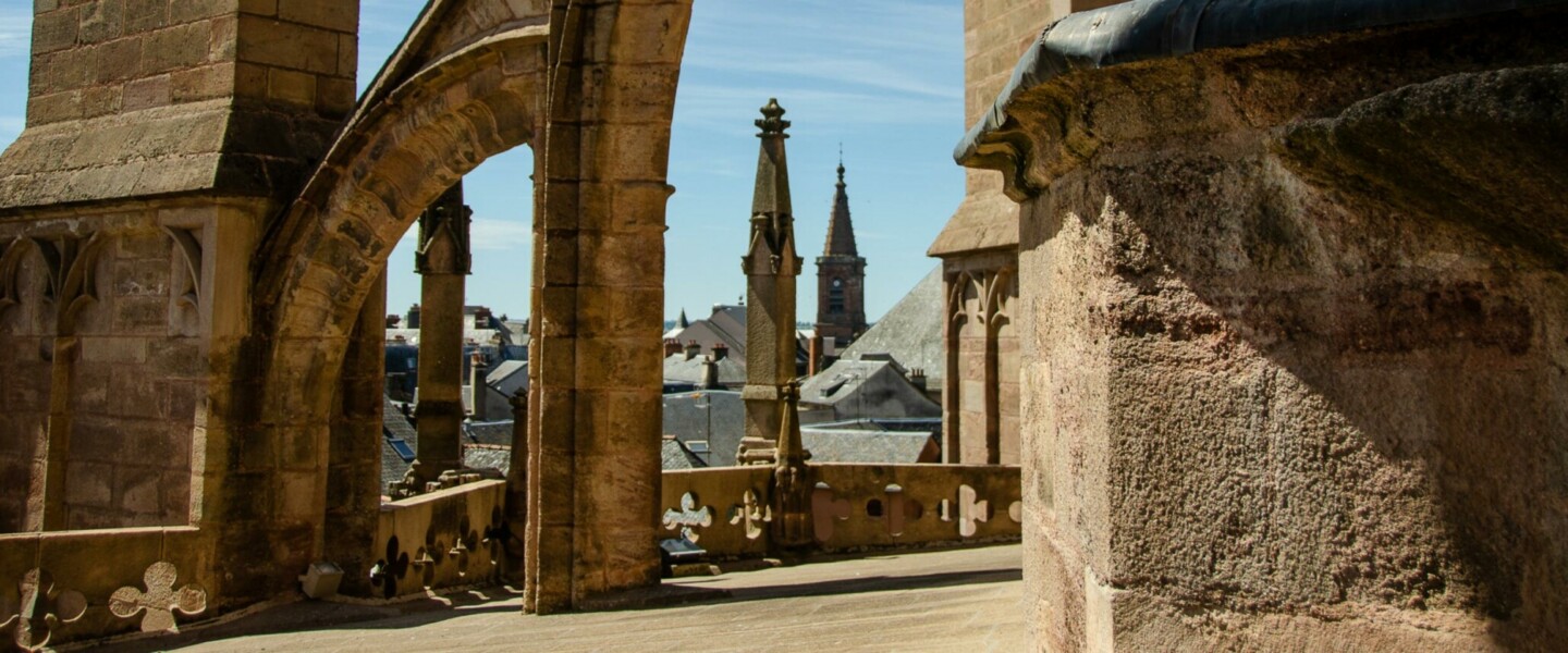 cathedrale-de-rodez_c_m-hennessy-tourisme-aveyron