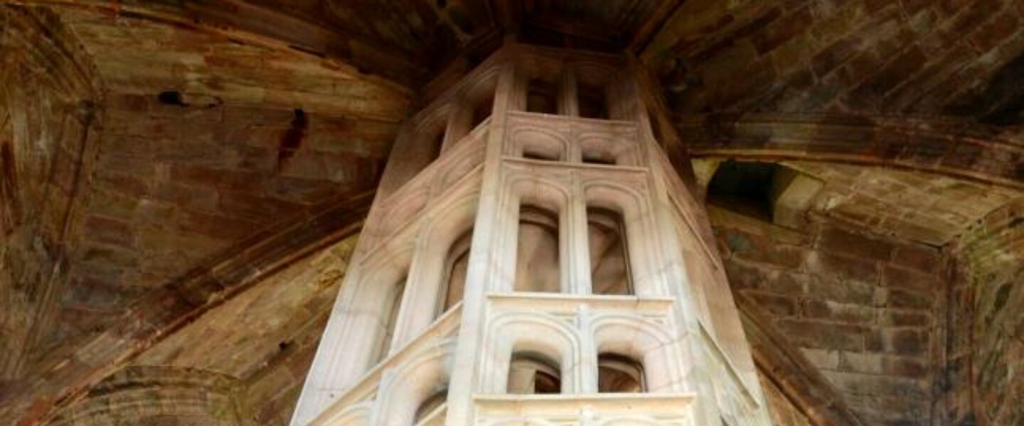 escalier-a-clairvoie-crt-occitanie-p-thebault