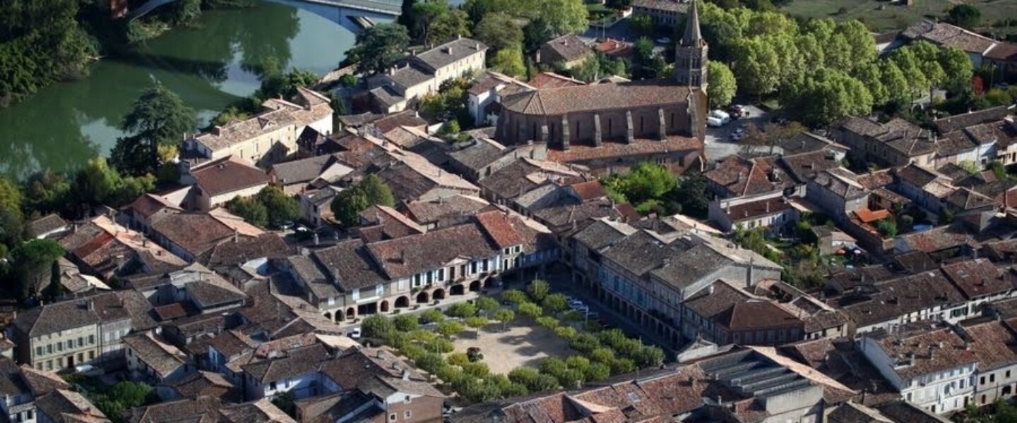 Lisle sur Tarn d_en haut