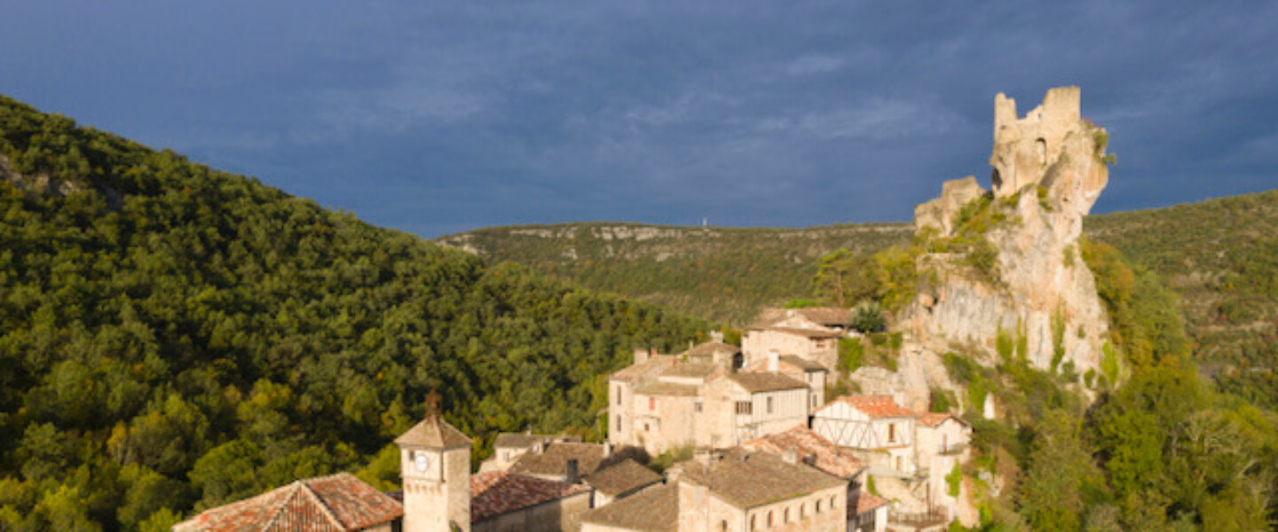 Tarn, Penne, vallée de l'Aveyron, village et château médiéva